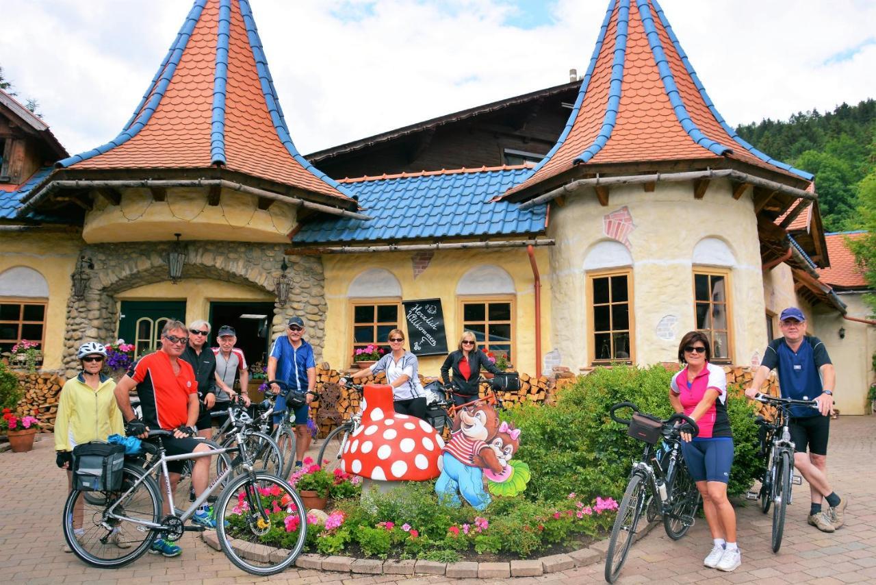 מלון Sankt Georgen ob Judenburg Maerchenwald Steiermark Gasthof Sonnenhof מראה חיצוני תמונה